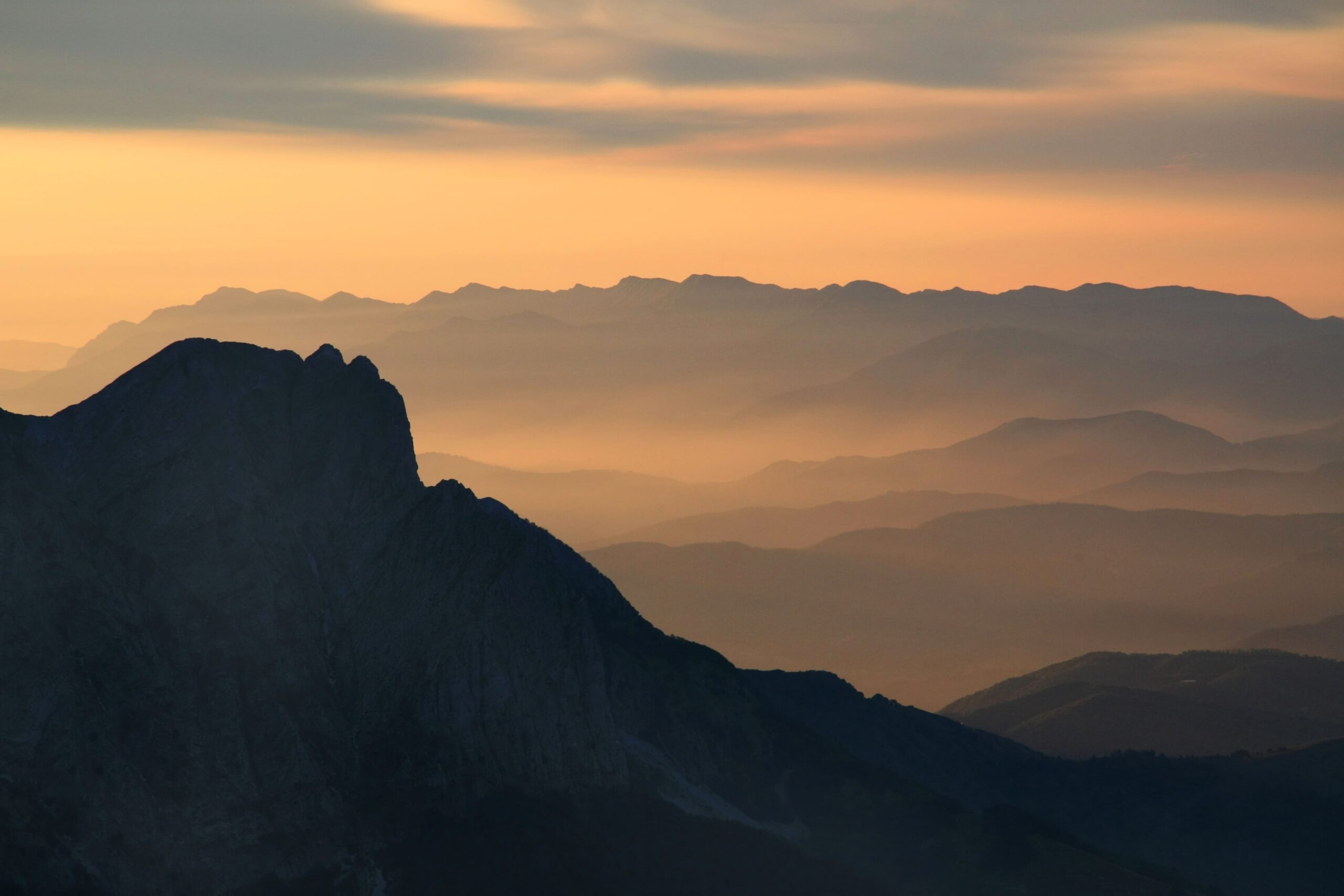 APUANE_ALBA__northtuscany